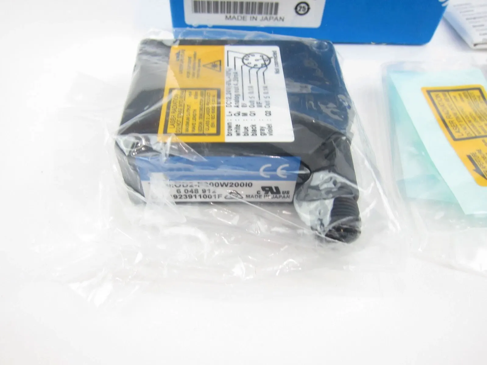 100% New and Original OD2-P300W200I0 Laser Distance Sensor fast delivery Warranty One-year