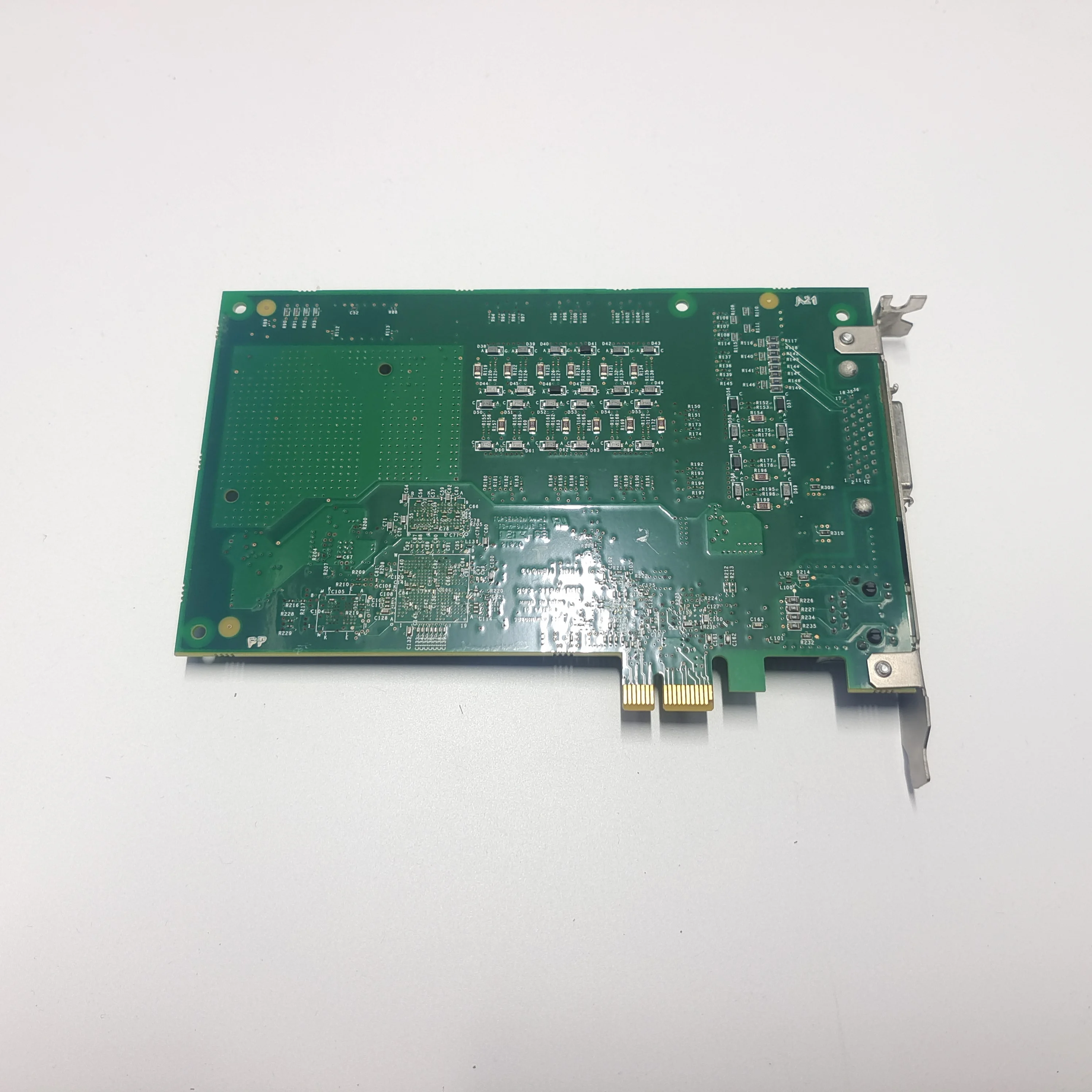 بطاقة الحصول البصري الصناعي CCC-VPRO-IO COGNEX