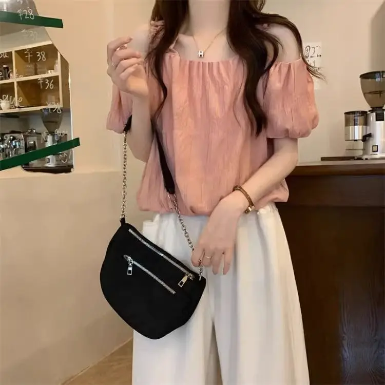 Pink Short Sleeved Shirt Women's Summer Design High End French Short Collar Shoulder Bubble Sleeves Unique Top