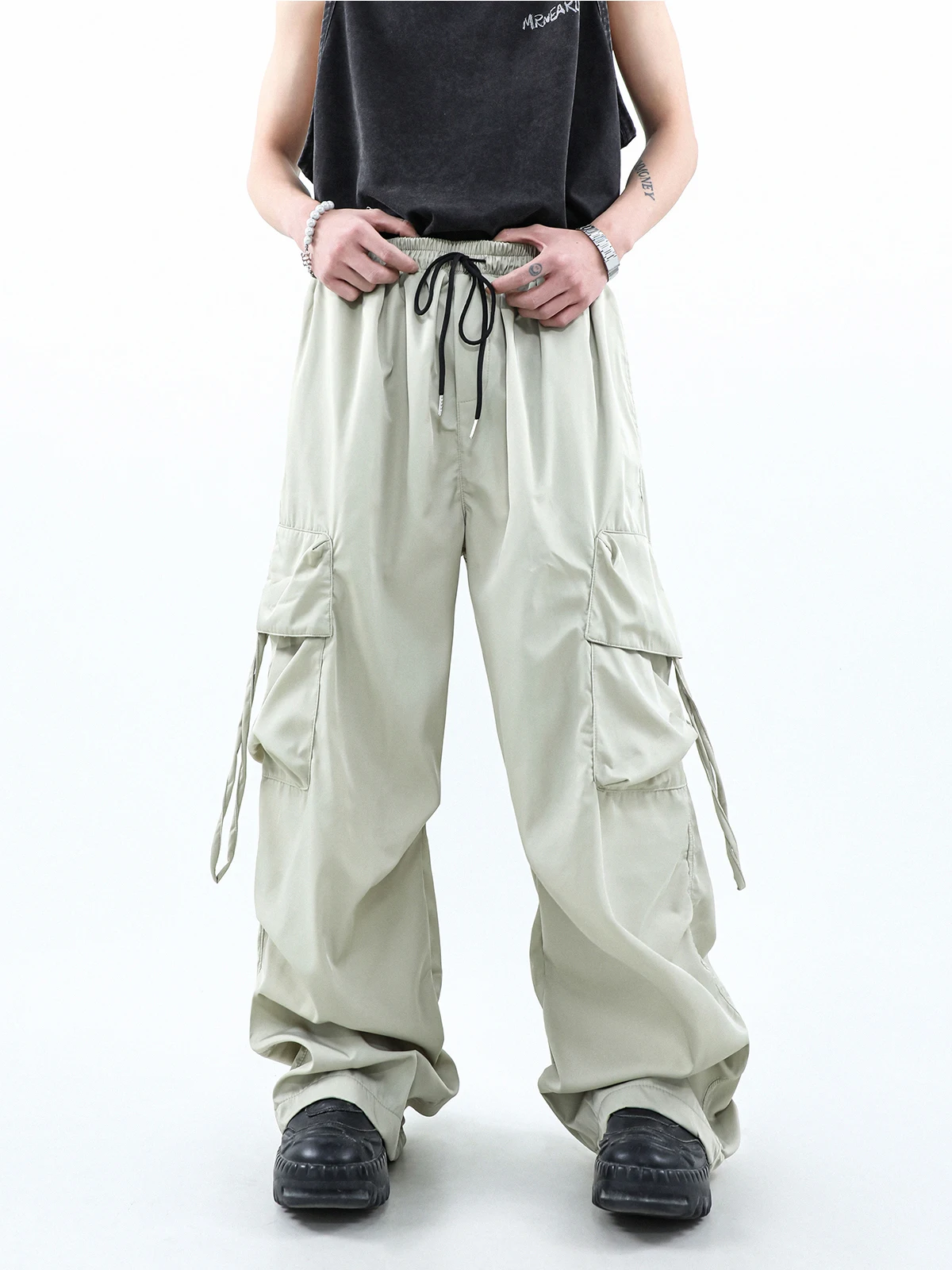 REDDACHIC 90s Retro Big Pockets Cargo Pants Men Drawstring Elastic Waist Sweatpants Draped Casual Wide Leg Pants Slacks Workwear