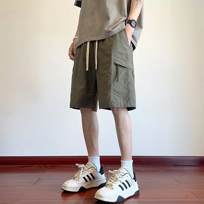 

Summer Men's Casual Knee-length Shorts Loose Fit for Beach Sports and Trendy Workwear New American Style Large Size