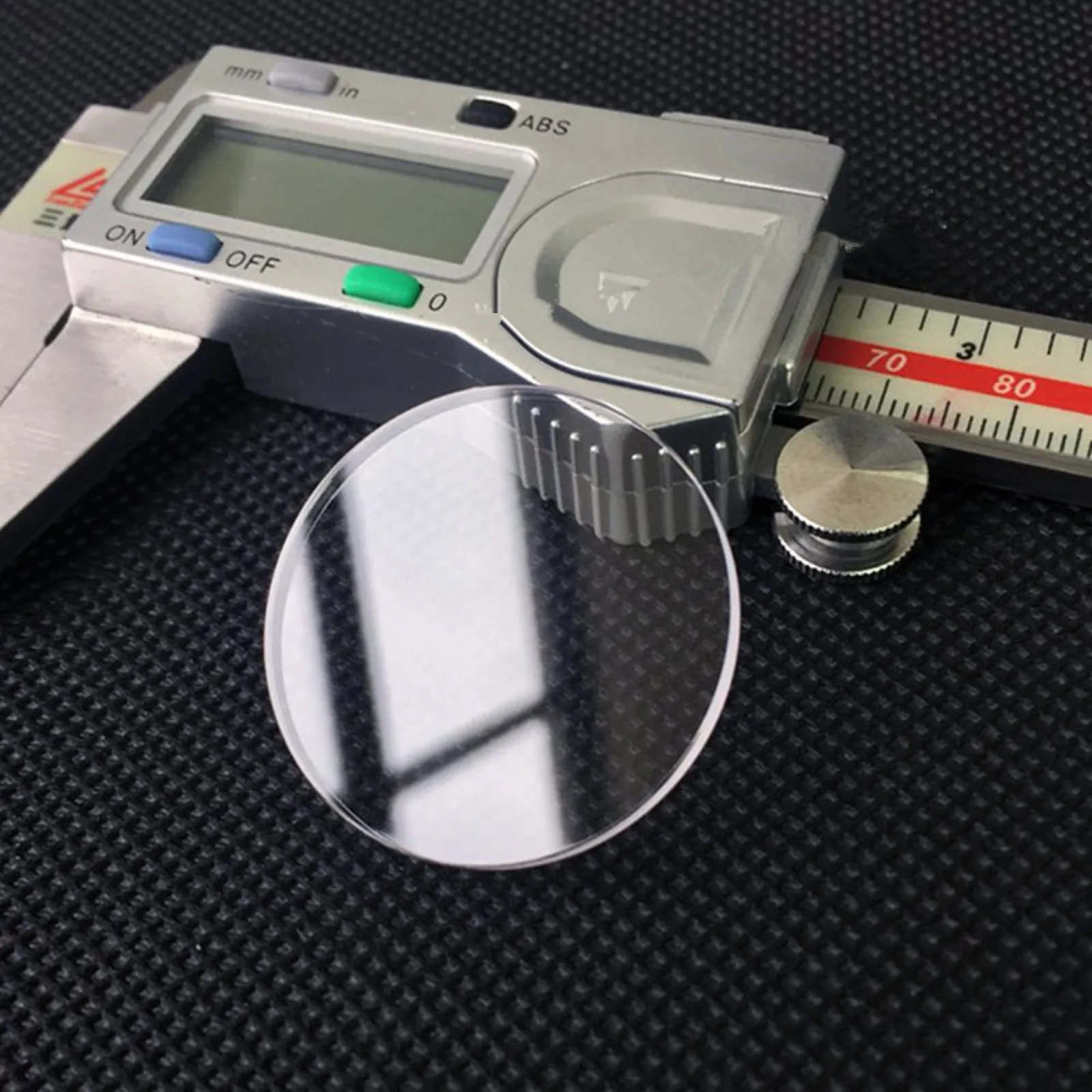 Qualità 28-36.5mm Diametro 1.5mm Spessore bordo Zaffiro Orologio piatto Vetro Cristallo Accessori di ricambio per orologi