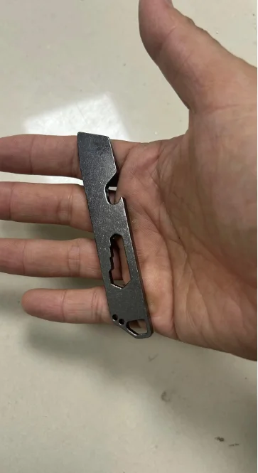 1/2PCS EDC Multi-Tool Pry Bar Portable Stainless Steel Outdoor Survival Stick with Wrench Screwdriver And Opener Features