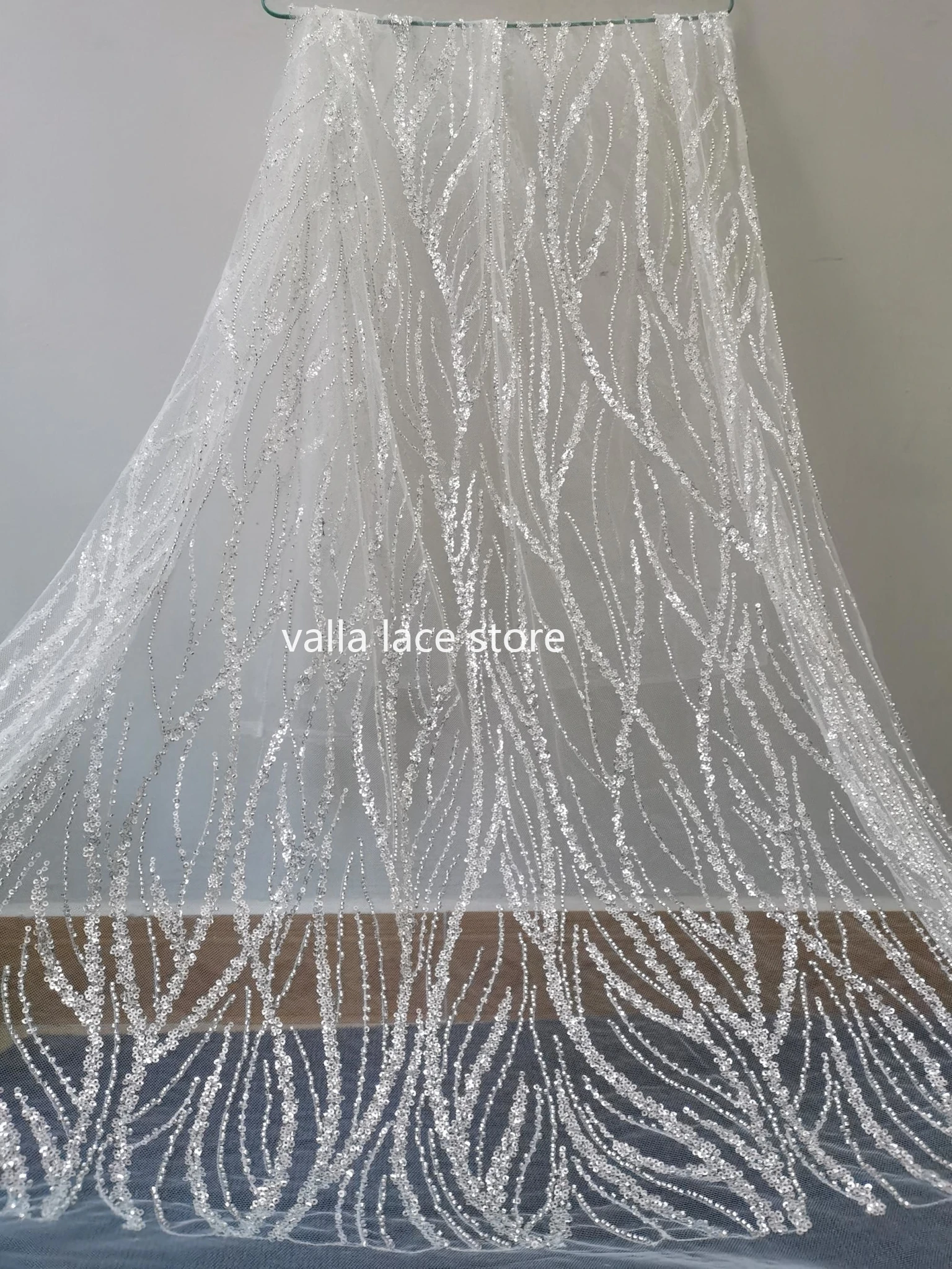 

1Yard Tulle Mesh Silvery Sequins Beaded Bridal Lace Fabric Party Dress Sewing Accessory Wedding Gown Dress Material Wholesale