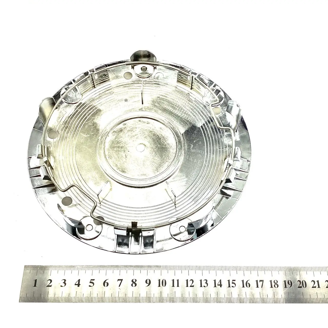 for 2000-2003 Ford F150 Harley Davidson Edition Chrome 3410 Wheel Center Cap   2L3Z-1130-BA