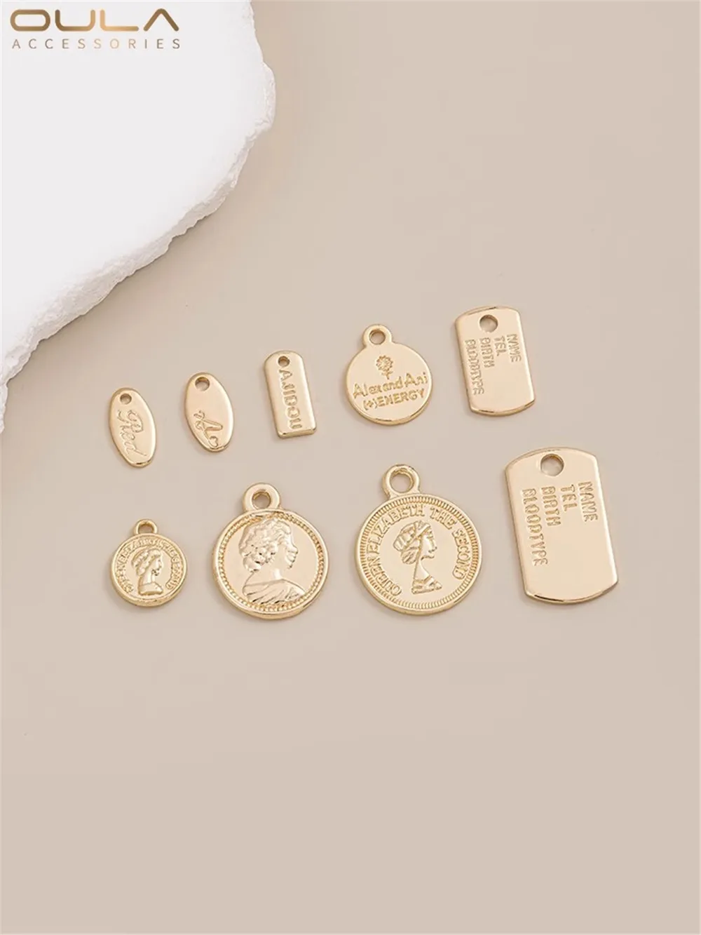 

14K Gold-Color Plated Coin Pendant Queen Head Round Card Engraved Letter Label Small Pendant Rectangular Oval Diy