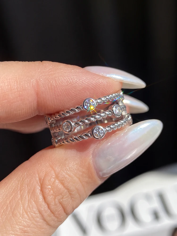 925 Sterling Silber Echter Runder Moissanit-Diamant Dreischichtiger Gedrehter Muster-Ring für Frauen Jubiläum Hochzeit Edle Schmuckstücke – Detail 2