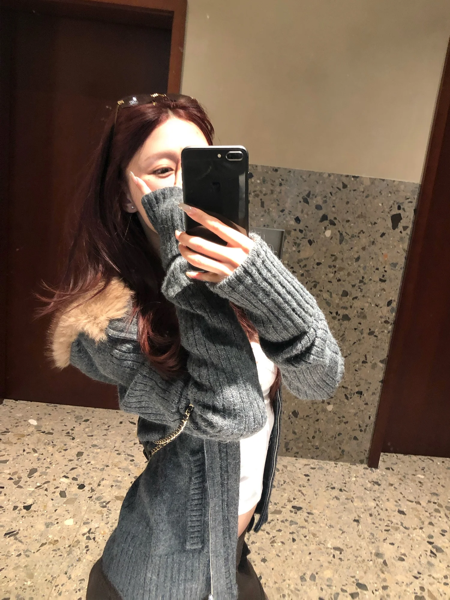 

Женский вязаный кардиган на молнии с капюшоном, утепленный, с длинными рукавами, стандартный крой, однотонный, осенне-зимний, модный стиль