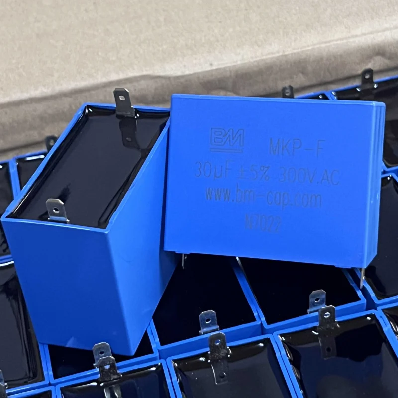 

1PCS MKP-F Series 30UF 300V AC High-frequency IGBT Absorption Filter Turnoff Capacitor