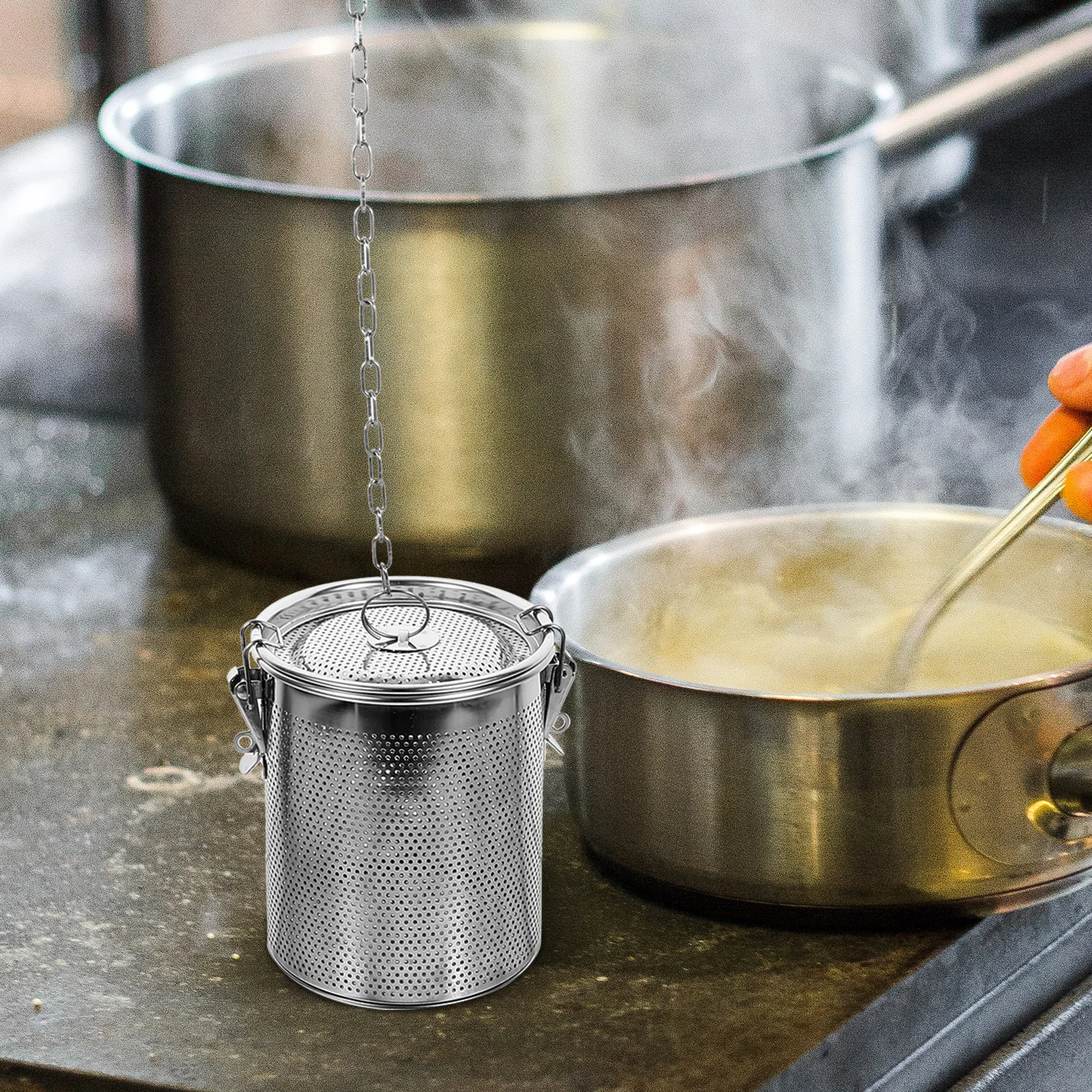 

1Pcs Stainless Steel Brine Basket Household Spice Basket Corrosion Resistant Kitchen Filter Holder for Tea Brine Soup Seasoning