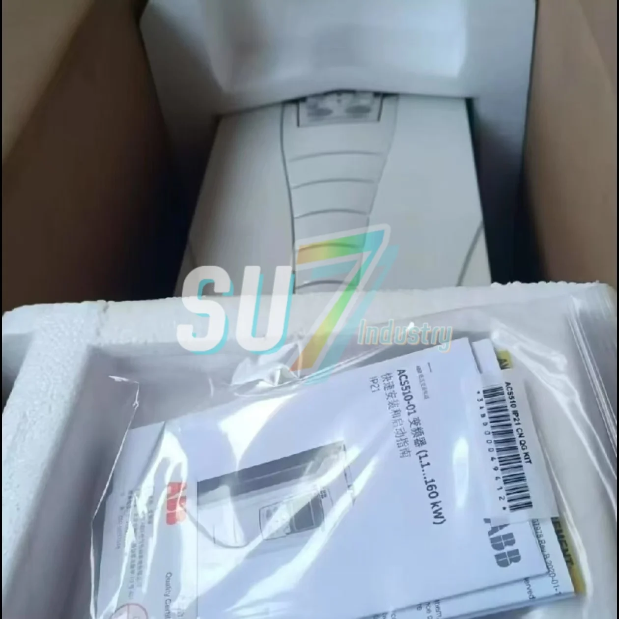 ACS510-01-012A-4 ACS510-01-03A3-4 แปลงความถี่ใหม่ในโกดัง