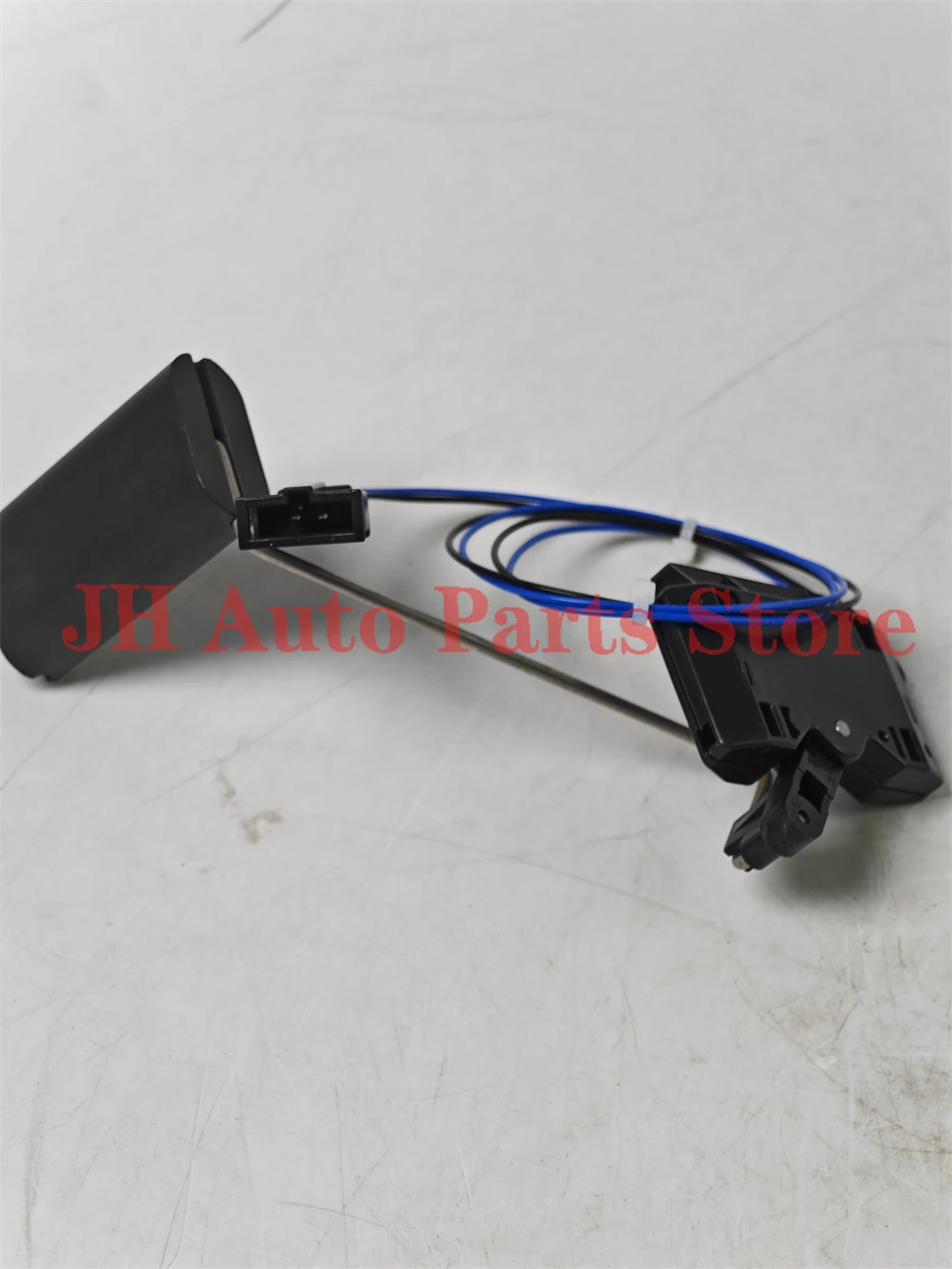 

For Land Rover LR3 LR4 Discovery 3 Discovery 4 Front Fuel Tank Float Sending Unit Fuel Level Sensor LR015940