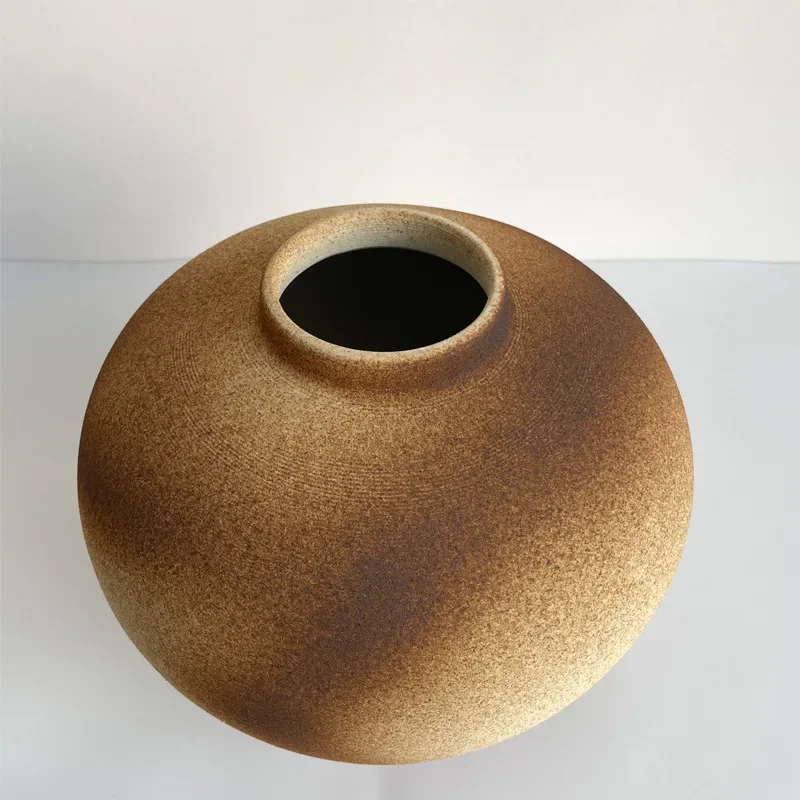 Medieval Japanese wabi-sabi ceramic vase Song Dynasty aesthetic retro