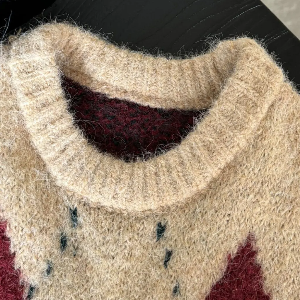 

Retro Rhombic Contrast Maillard Design Christmas Sweater Lazy Style Crewneck Women's Winter Fashion F121713