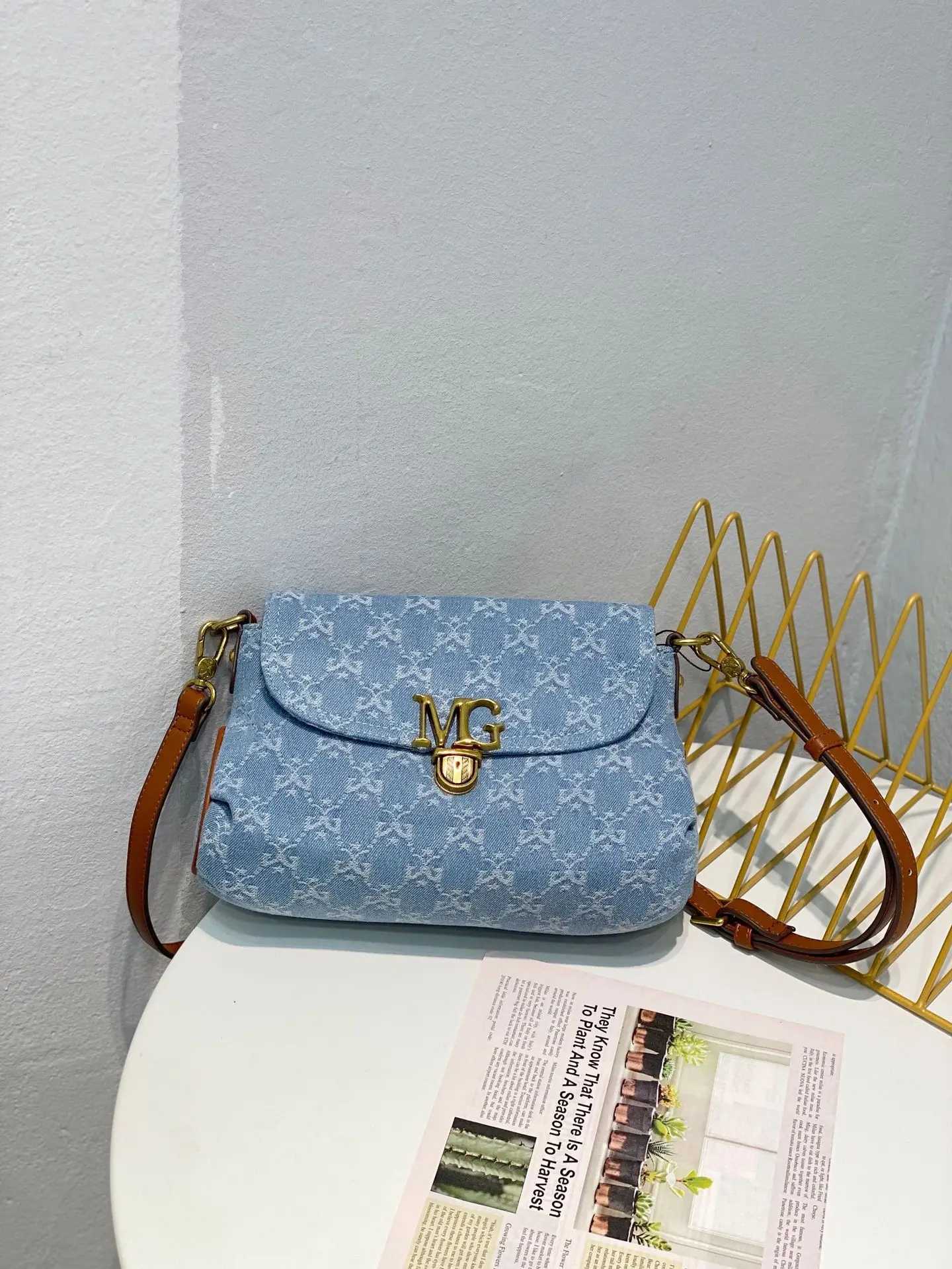 Luxury Denim Handbags Female Blue Jeans Tote Bag New Fashion Versatile Messenger Bag EW6389