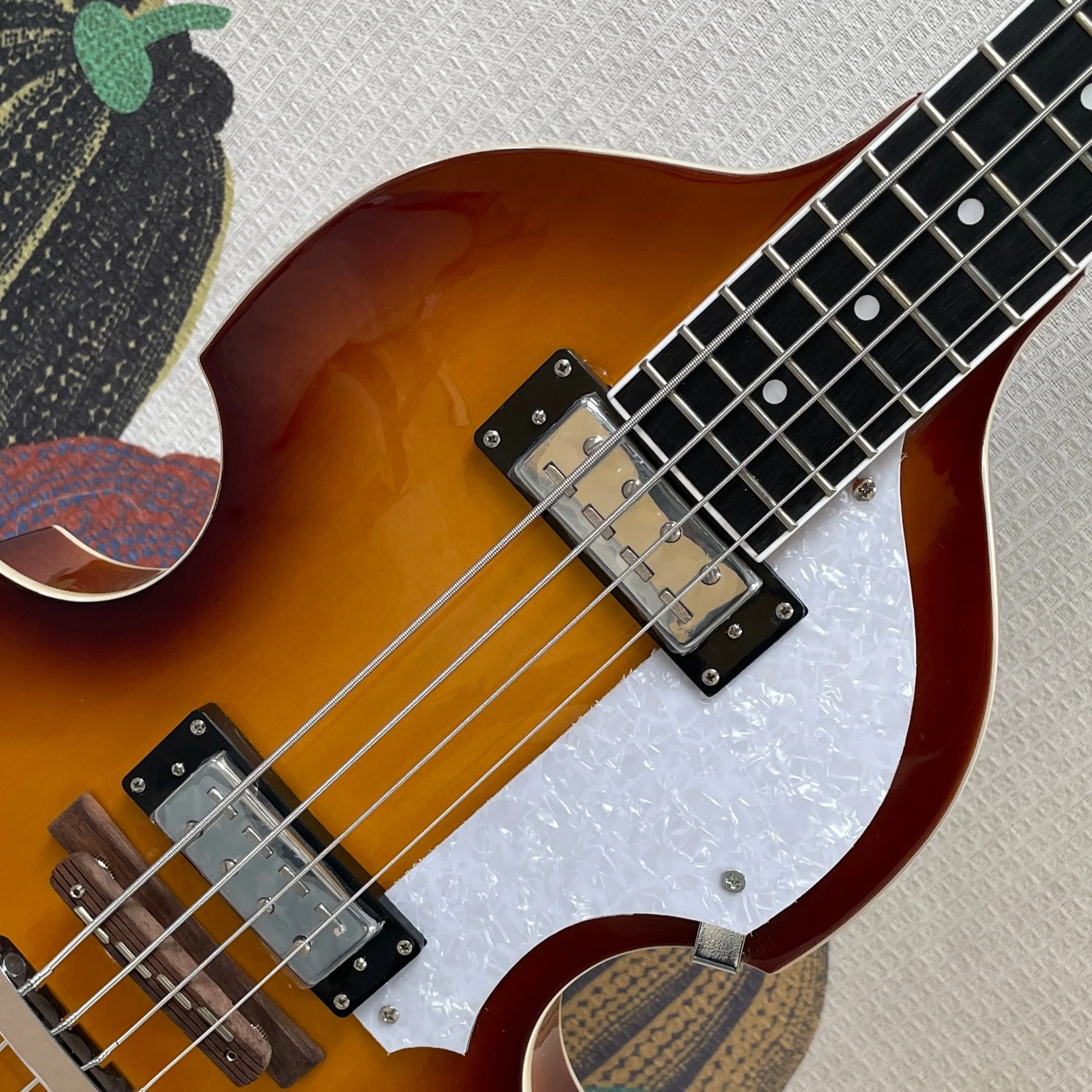 4-string electric bass guitar with classic violin-shaped body and white  pickguard guitars,retro rock stage performance guitarra - view 3