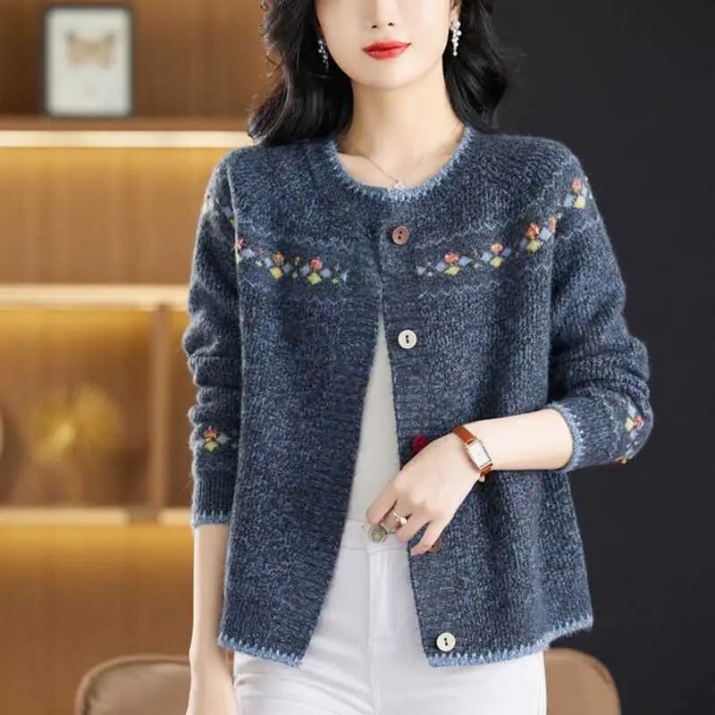 Knitwear Spring and Autumn New Jacquard Knitted Cardigan Women\'s Loose Sweater Coat Round Neck Long Sleeve Knitted Sweater