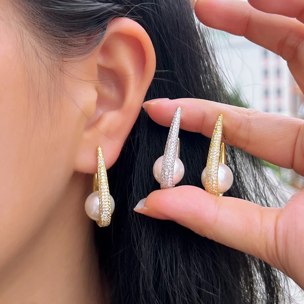 

BeaQueen Exquisite Sparkling White Cubic Zirconia Big Pearl Hoop Earrings for Women Statement Wedding Party Jewelry Gifts E273