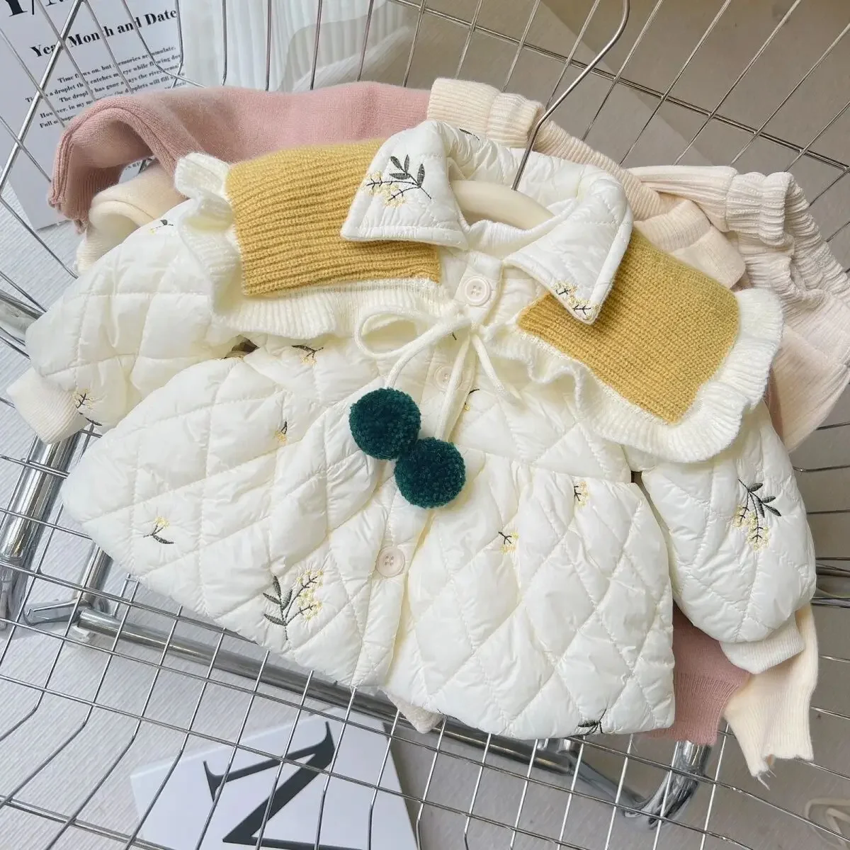 

Baby Girl Coat Autumn/Winter Children's Warm Embroidered Collar with Thick Velvet Jacket