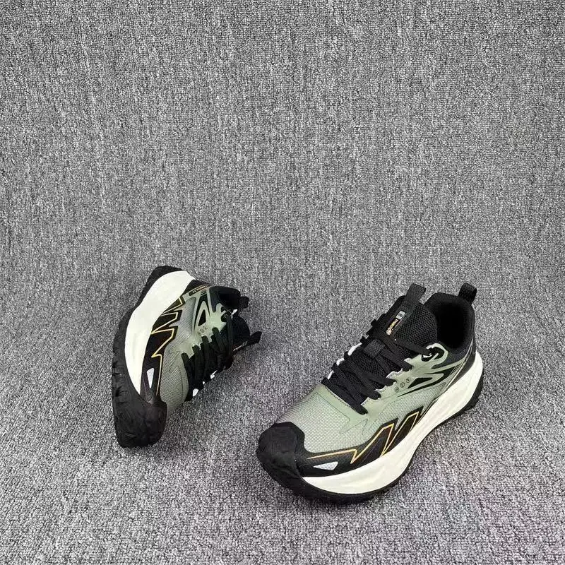 Brand 2025 New Hot-Selling Lightweight Durable Professional Anti-Slip Running Shoes for Sprinting and Marathon Running Excellent