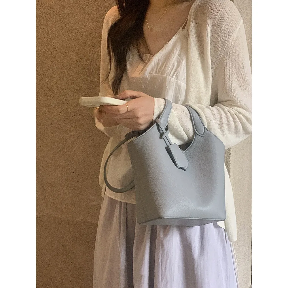 

Chio2nd Yellow Bucket Bag Women's Handbag Spring Summer Fashionable Small Crossbody Bag Neutral Minimalist Style PU Material