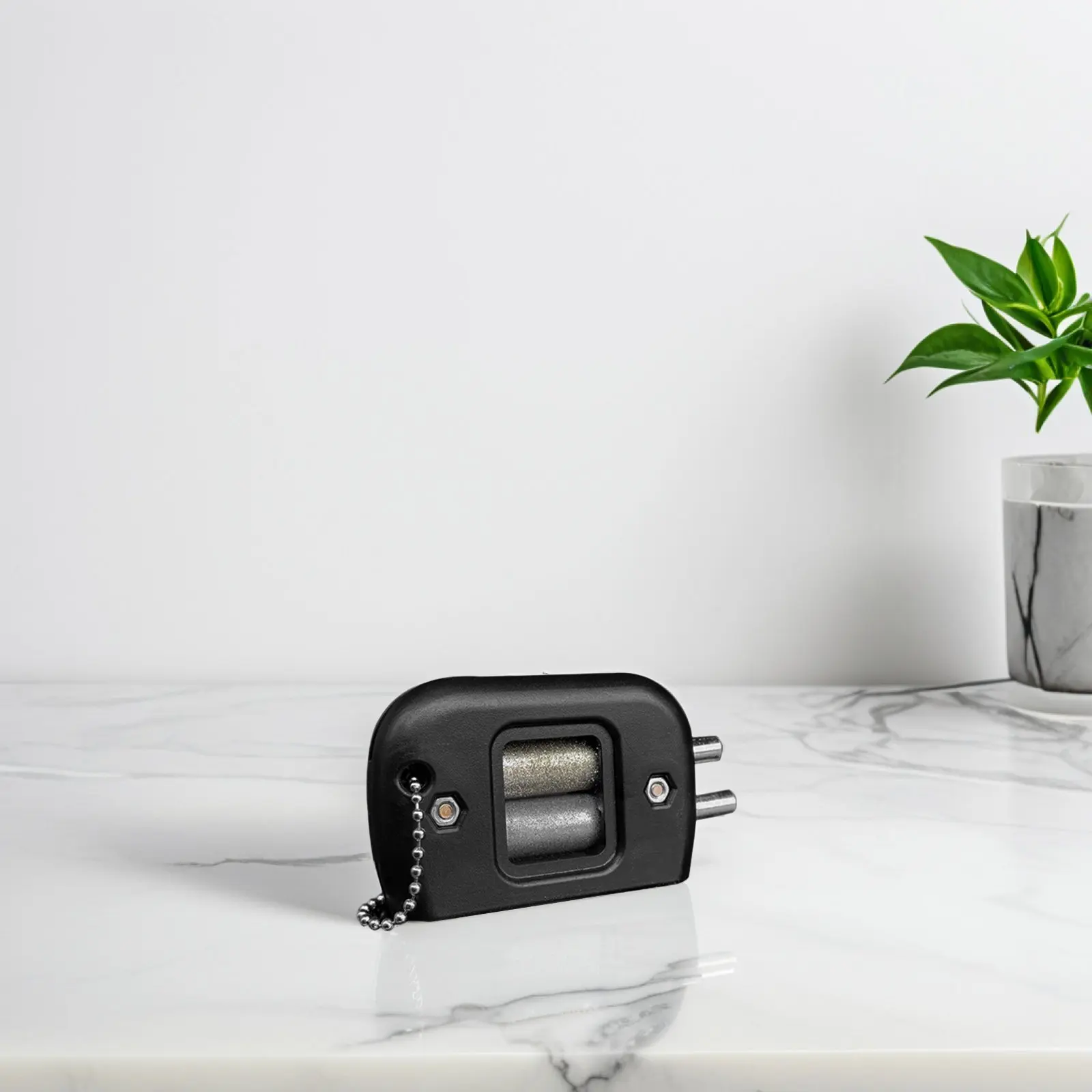 

Professional Ice Skate Sharpener Portable Keychain Blades Sharpening Tool for Hockey Skaters Adjustable Dual-End Skate Grinding