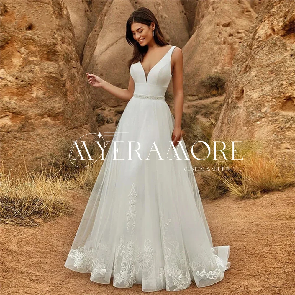 

Elegant V-Neck Sleeveless A-Line Wedding Dress Exquisite Appliques Bride Gowns for 2025 Wedding Romantic Bridal Dress Customized