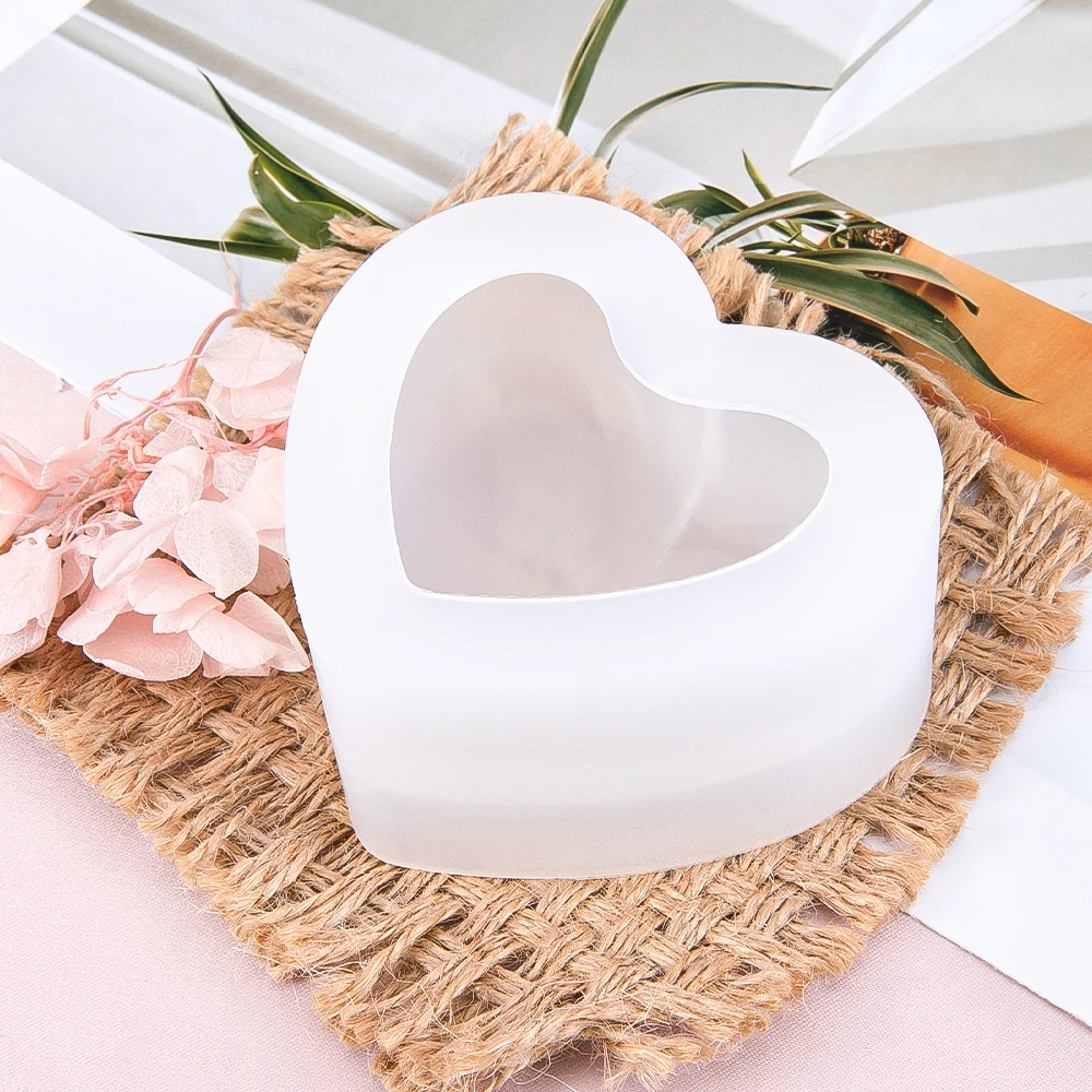 

1pc Resin Mould Love Heart Shape Soap Aromatherapy Ornaments Silicone Mould for DIY Jewelry Making Handicrafts Casting Tools