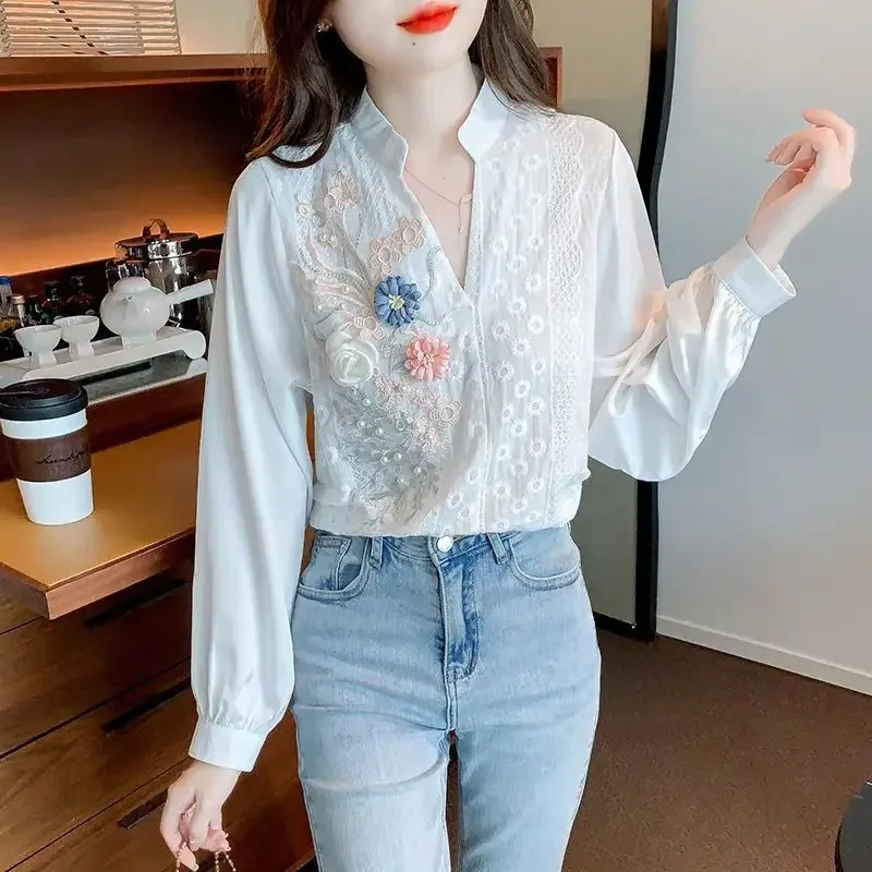 Fashion V-Neck Lace Slit Embroidery Beading Blouses Women\'s Clothing Autumn Oversized All-match Tops Office Lady Shirts X839