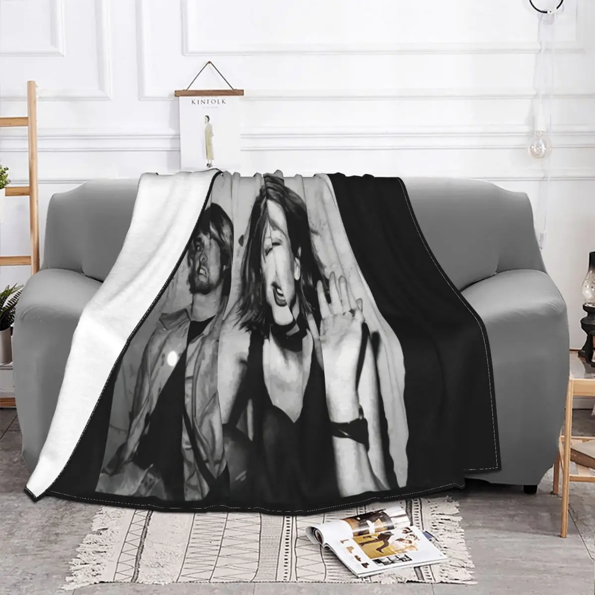 Seatlle Grunge Music Scene Kurt And Courtney Rocker Many Options Womens Designs Colour Best Selling Throw Blanket