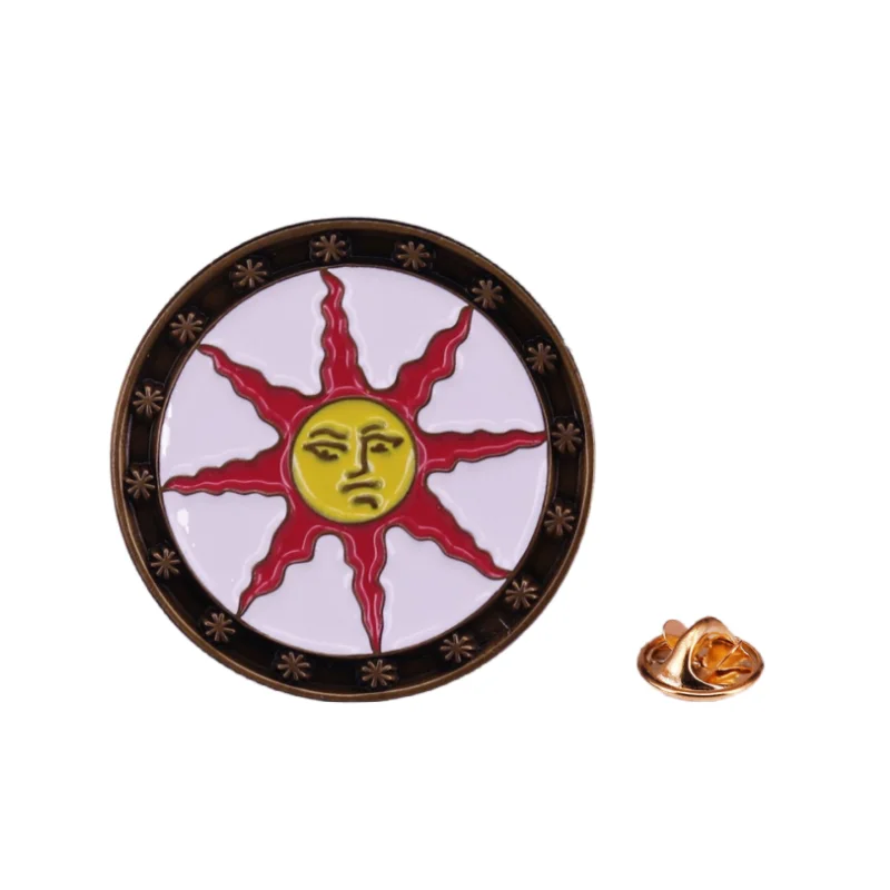 جديد الروح المظلمة Solaire of Astora Sunlight Shield لعبة المحيط ثنائي الأبعاد شارة معدنية شخصية الإبداعية بروش هدية