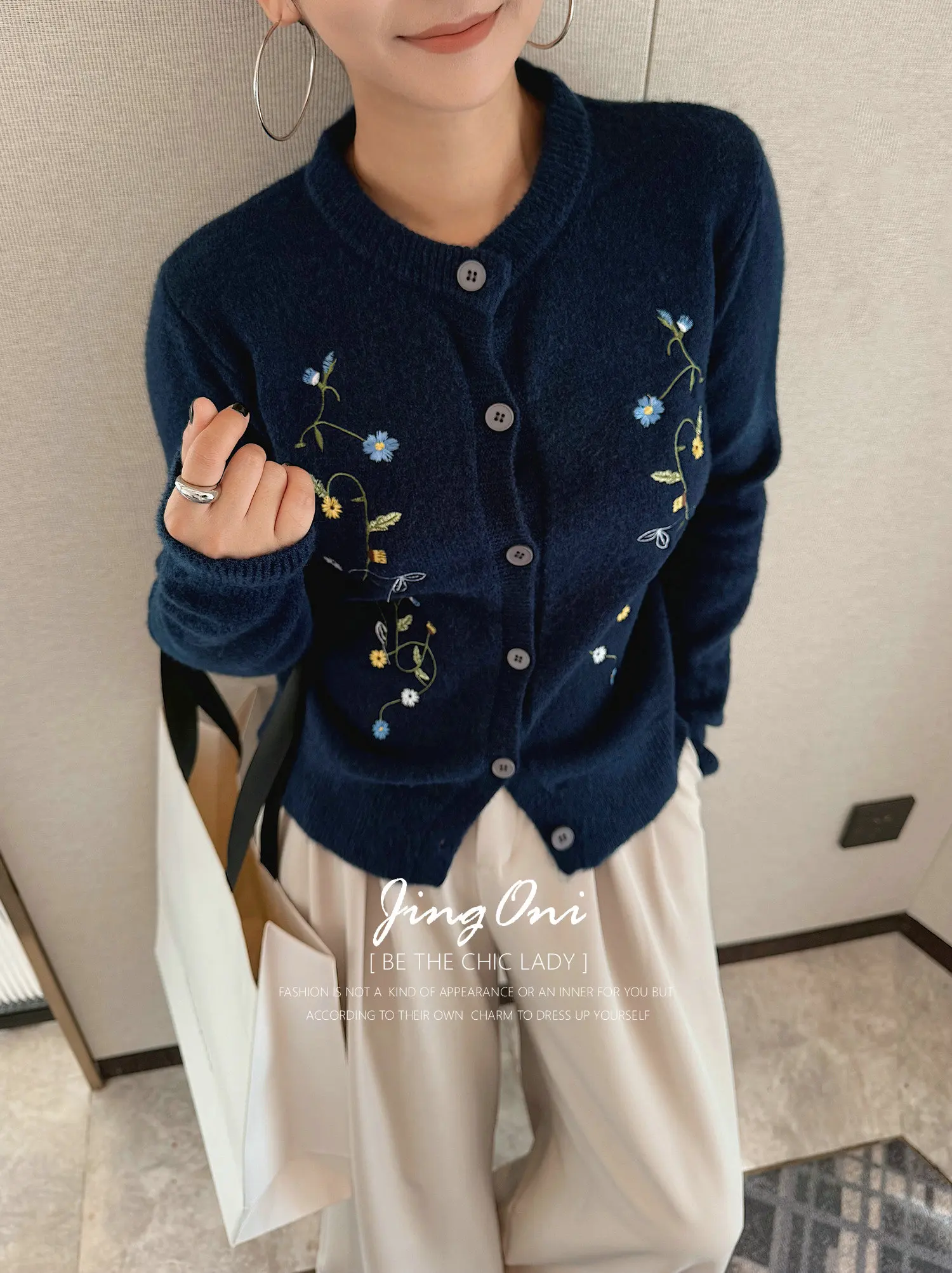 

Вязаный кардиган с цветочной вышивкой для женщин, одежда 2025, свитер, блузка, топы с длинными рукавами, весна-осень, роскошный укороченный винтажный новый