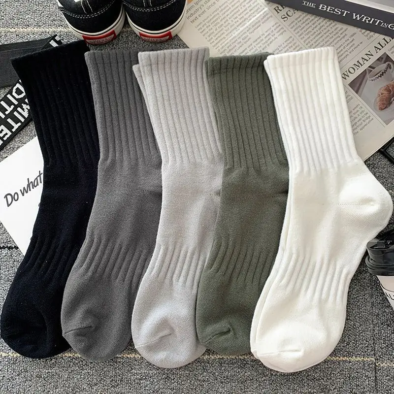 5 Pairs Men Mid Tube Socks Autumn And Winter Deodorant Solid Color Versatile Trend Sports Sweat Wicking Couple Stockings