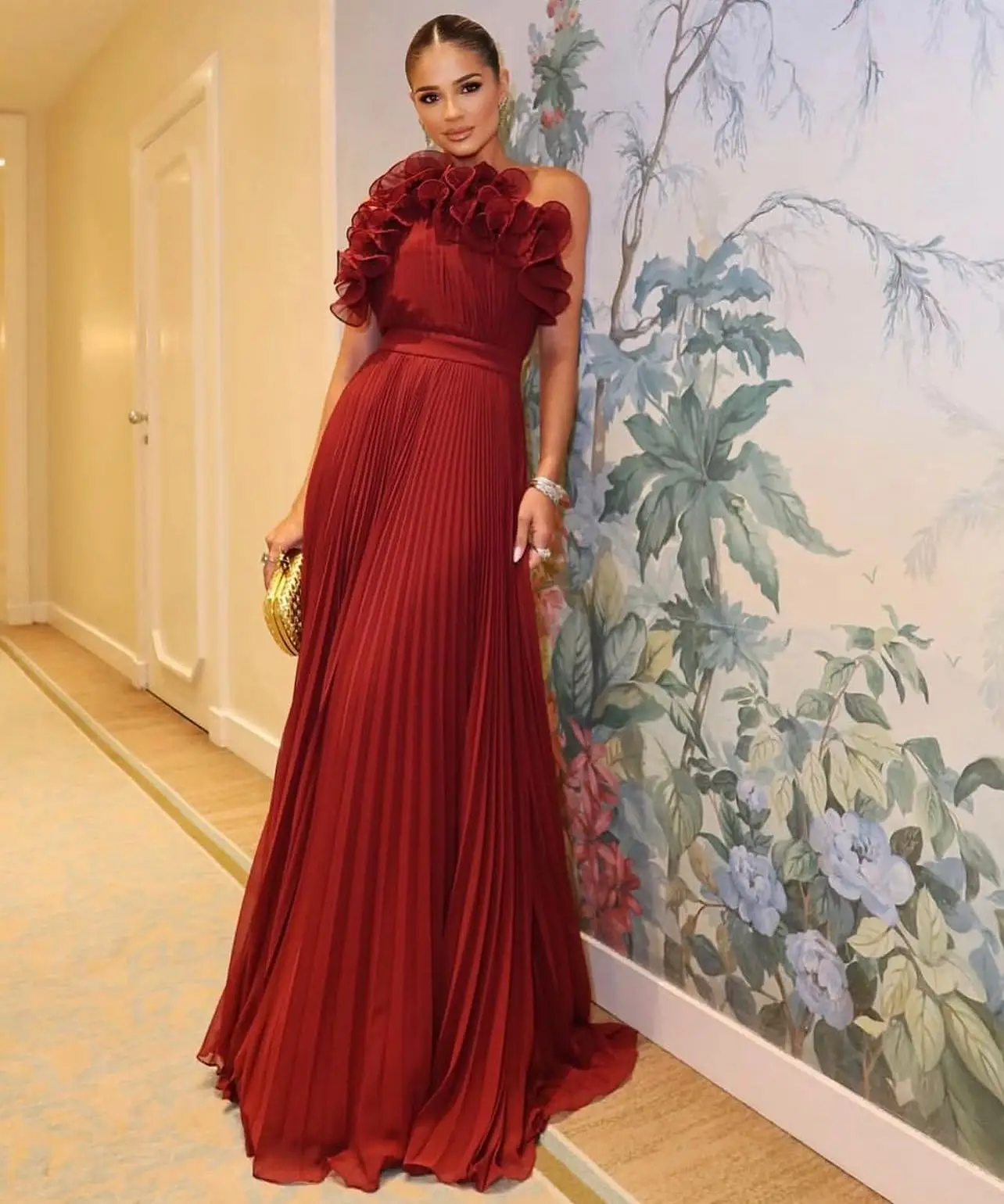 

Burgundy A Line Evening Dresses for Women One Shoulder Soft Chiffon Prom Gowns Floor Length Customized Formal Events Dress