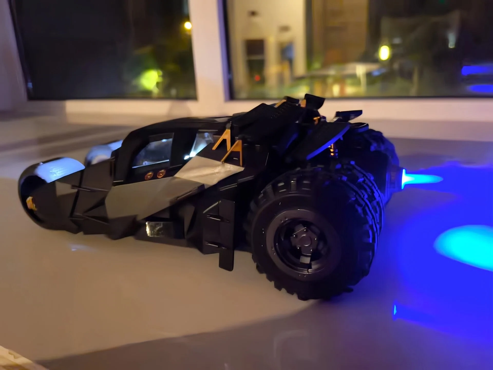 Nieuwe Batman Batmobile Tumbler Kinderspeelgoed Dc Justice League Action Figure Model Sculptuur Decoratie Jongens Verjaardagscadeau Collectible
