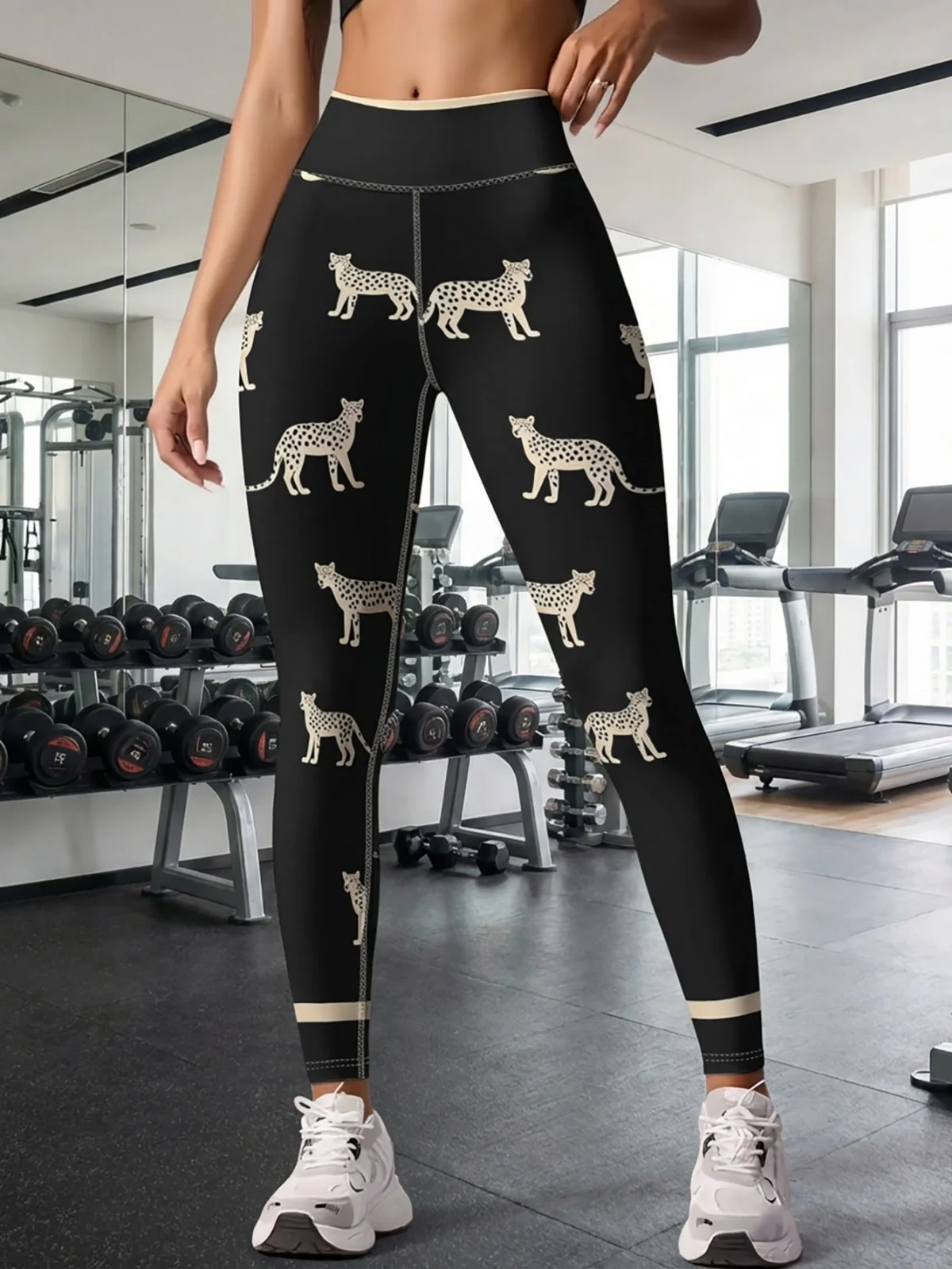 

Black background+Cheetah print women's high waisted yoga pants, high stretch quick drying sports leggings, gym fitness leggings