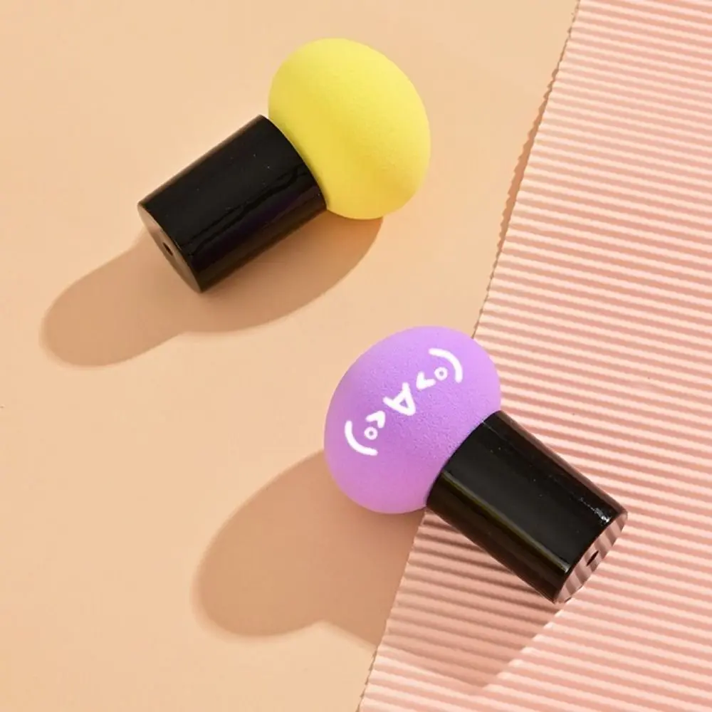 4Pcs 뷰티 프로 파운데이션 화장품 퍼프 세트 박스 포함 드라이 웻 사용 가능한 스펀지 파우더 메이크업 도구 매직 브러쉬 메이크업