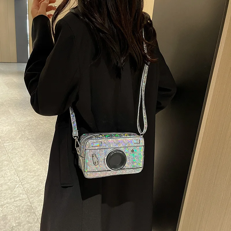 

2025 Новая модная сумка для фотоаппарата для женщин, стильная маленькая квадратная сумка через плечо, модная уникальная дизайнерская сумка на плечо