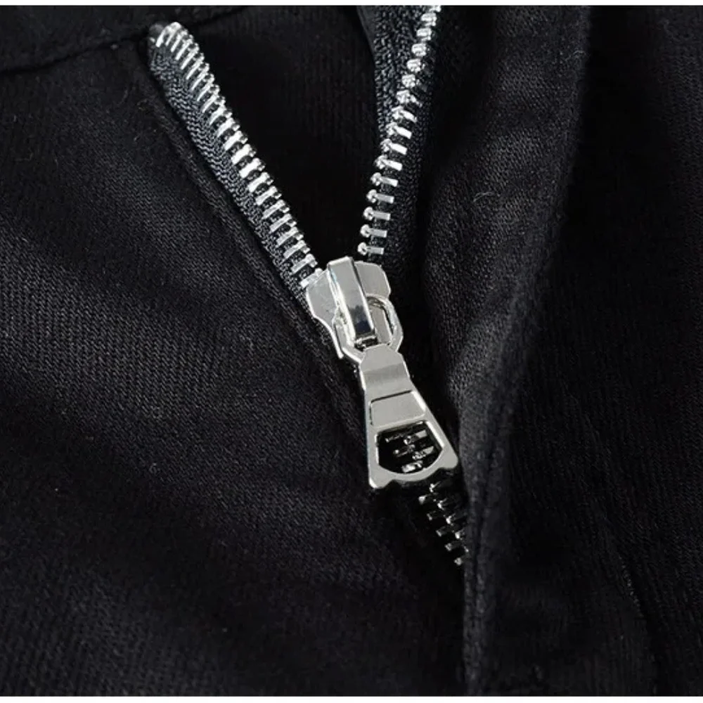 高品質の黒のヴィンテージジーンズ、クラシックなアルミジッパー、テクノロジー洗浄プロセス、秋と冬のハイストリートスタイル