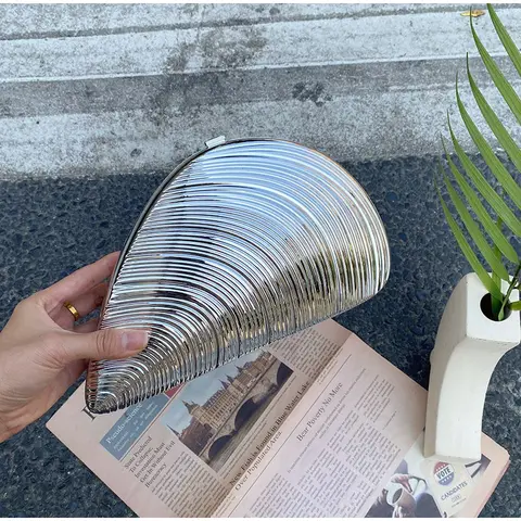 Kreativ Conch Shape Gold Purse För Kvinnor Silver Acryl Box Bag Utsökt Märke Handhållen Aftonväska Axelväska Messengerväska 8 best sales låda handväska - №8