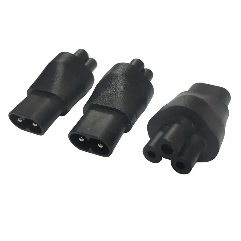 1 Stück Schwarz 2,5A 250V IEC320 C8 auf C5 Stromadapter Stecker Figur 8 Stecker auf Pflaumenförmige Buchse PDU USV Stromkonverter