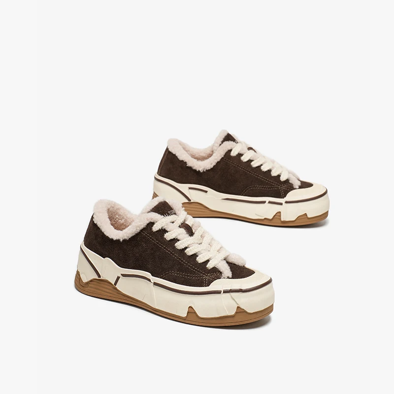 Thumbnail 4 - #37 Best Canvas Shoes to Buy In 2026