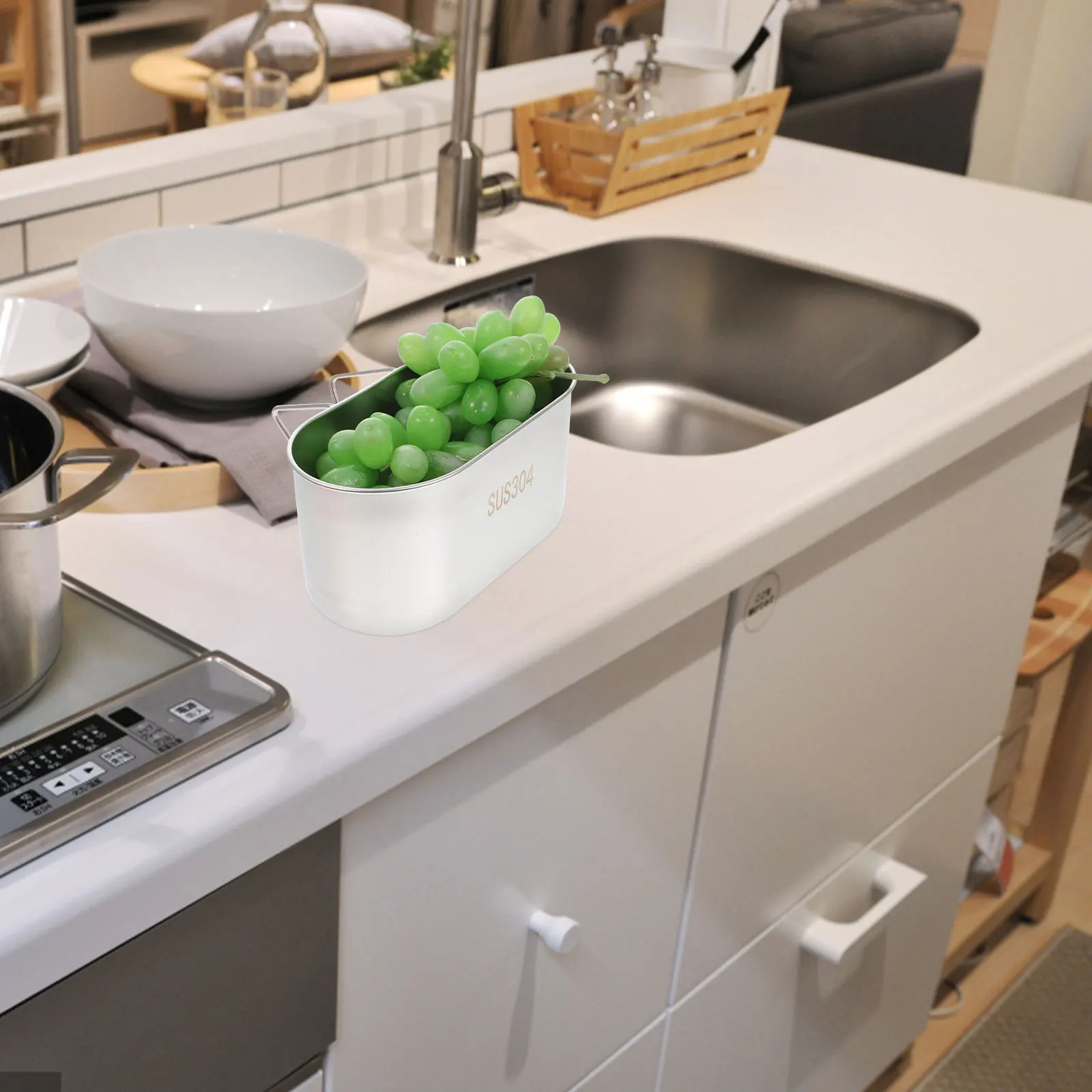 

Kitchen Sink Drain Basket Stainless Steel Sink Strainer Fruit Holder Multi-Functional Water Filter Basket Silver