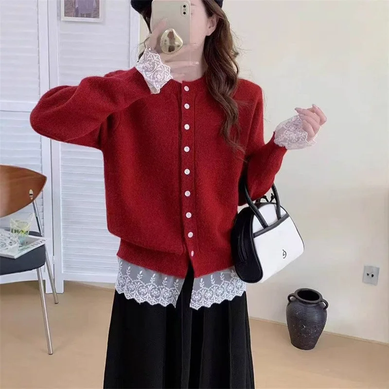 

Autumn New Knitted Shirt Fashion Versatile Splicing Lace Top Lace Design Sense Cardigan Coat for Women