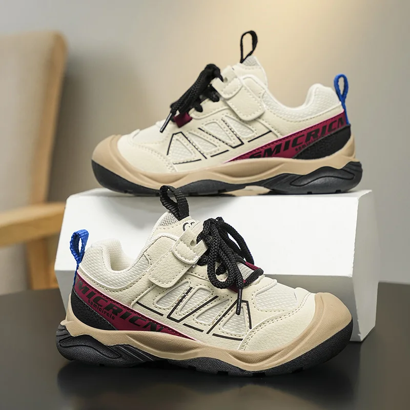 

Осень 2023, повседневные кроссовки для мальчиков, уличная нескользящая детская спортивная обувь на мягкой подошве, удобная студенческая обувь для бега