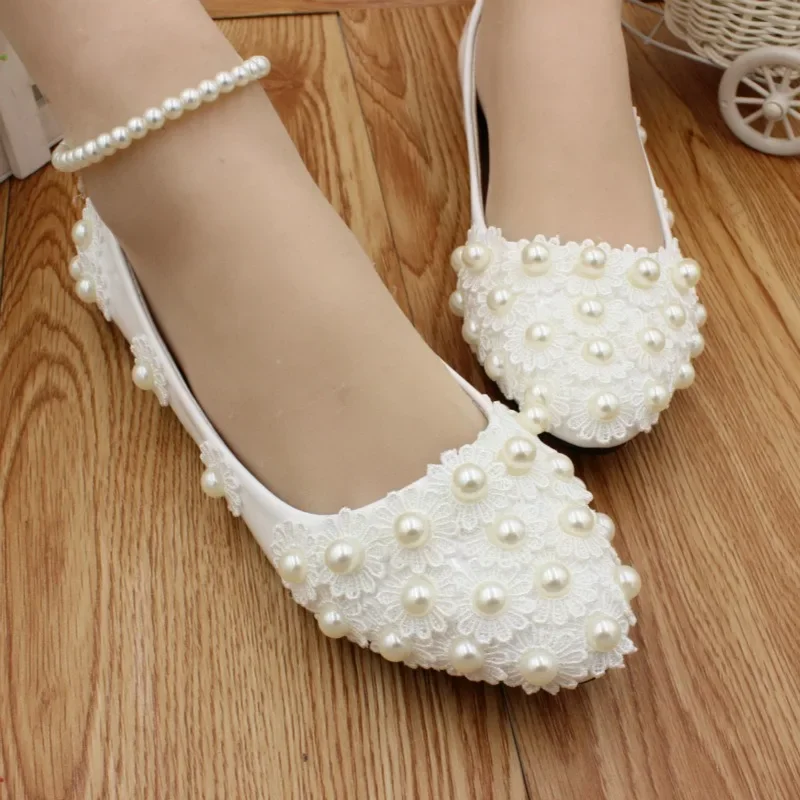 

Women Pumps PU Lace 3 5 8 CM Thin Heels White Wedding Dress Flat Bottomed Bride Low Heeled Ankle Chain Wedding Shoes Woman Shoe