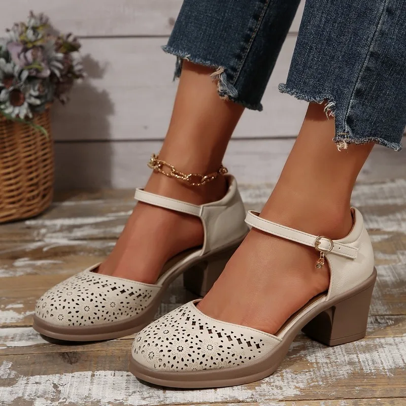 Knöchelriemen-High-Heels für Damen, 2022, Sommer, aushöhlen, atmungsaktiv, für Damen, bequem, Baotou, Mary-Jane-Schuhe mit klobigem Absatz