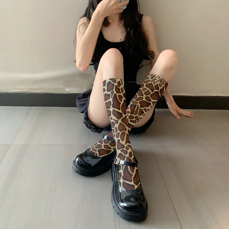 Medias por encima de la rodilla para mujer, calcetines de pantorrilla con textura de Animal de leopardo, dibujos animados, Cosplay bidimensional,