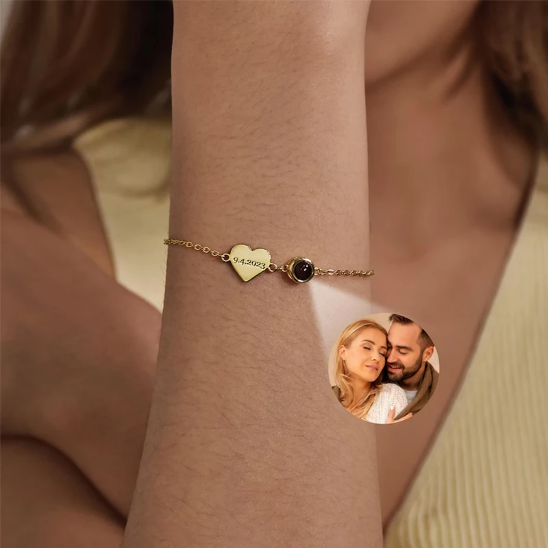 Personalised Photo Name Bracelet Projection Bracelet for Women Engraved Heart Picture Bracelet Best Friend Gift Memorial Jewelry