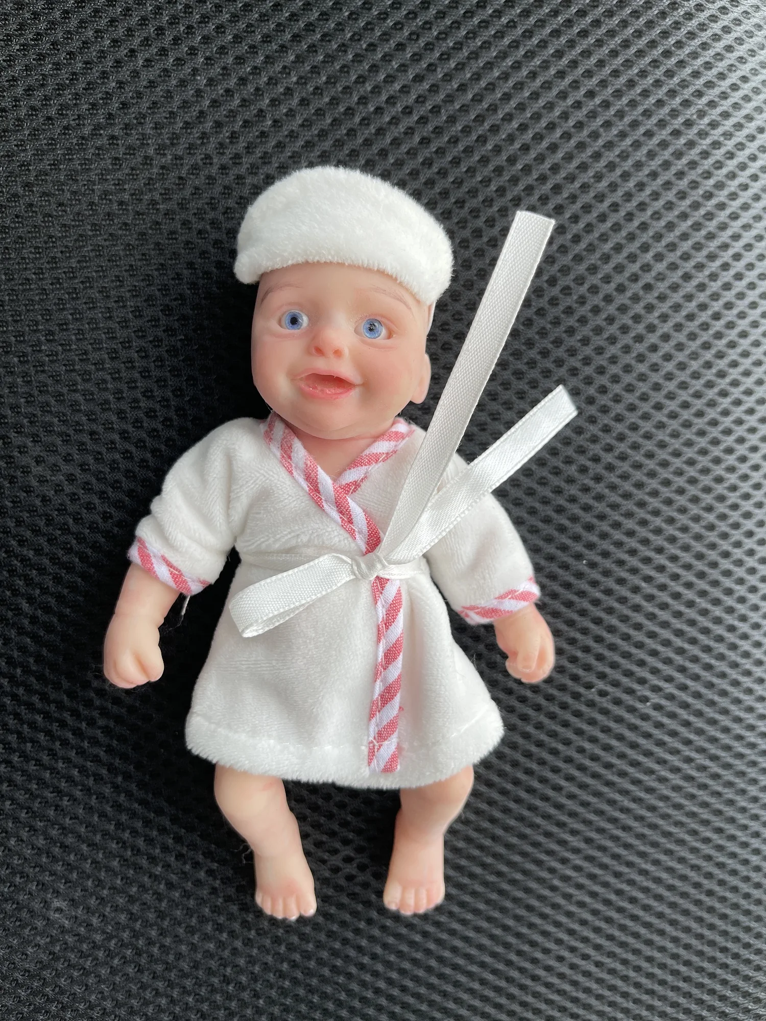 6 Inch Full Body Solid Silicone Mini Reborn Kit Handmade Painted Lifelike Bebe Reborn Muñecas Reborn De Silicona